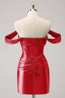 Laden Sie das Bild in den Galerie-Viewer, Dunkelgrünes schulterfreies Korsett aus Satin Abiballkleid