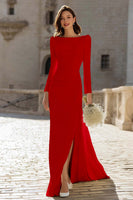 Laden Sie das Bild in den Galerie-Viewer, Elfenbein Brautkleid aus Satin mit Bateau-Ausschnitt und Schlitz