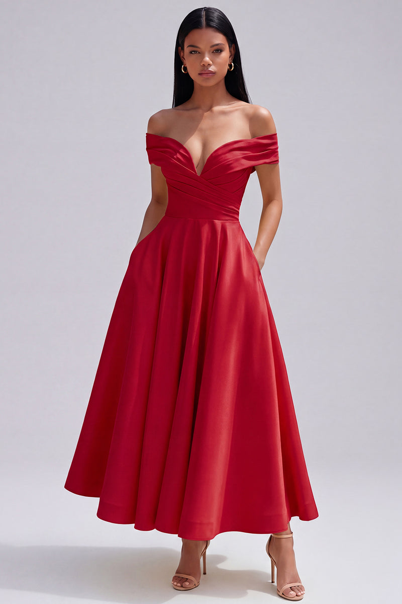 Laden Sie das Bild in den Galerie-Viewer, Off-the-shoulder gelbes, gerafftes A-Linien-Maxikleid mit Taschen