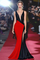 Laden Sie das Bild in den Galerie-Viewer, Schwarz-weißes Langes Etui Galakleid mit tiefem V-Ausschnitt