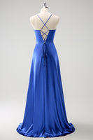 Laden Sie das Bild in den Galerie-Viewer, Dunkelgrünes langes A-Linie Satin Brautjungfernkleid mit Rüsche und Schnürung