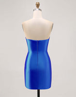 Laden Sie das Bild in den Galerie-Viewer, Fuchsia Trägerloses Perlenbesetztes Figurbetontes Abiballkleid mit Schlitz