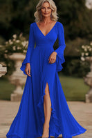 Laden Sie das Bild in den Galerie-Viewer, Dunkelgraues Meerjungfrauen Gerüschtes Chiffon Langes Kleid für die Brautmutter mit langen Ärmeln