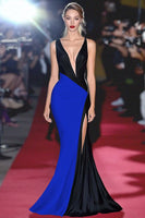 Laden Sie das Bild in den Galerie-Viewer, Etui Schwarz Weißes Langes Galakleid mit tiefem V-Ausschnitt