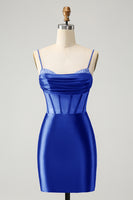 Laden Sie das Bild in den Galerie-Viewer, Glitzer Dunkelrotes Perlenkorsett Satin Kurzes Abiballkleid