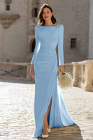 Laden Sie das Bild in den Galerie-Viewer, Elfenbein Brautkleid aus Satin mit Bateau-Ausschnitt und Schlitz