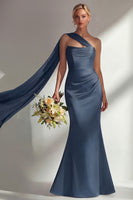 Laden Sie das Bild in den Galerie-Viewer, Bordeauxrotes Trägerloses Meerjungfrauen Satin Konvertierbares Langes Ballkleid mit Girlande