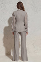 Laden Sie das Bild in den Galerie-Viewer, Weißer Notched Revers Rüschen Slim Fit langer Tüll-Damenanzug