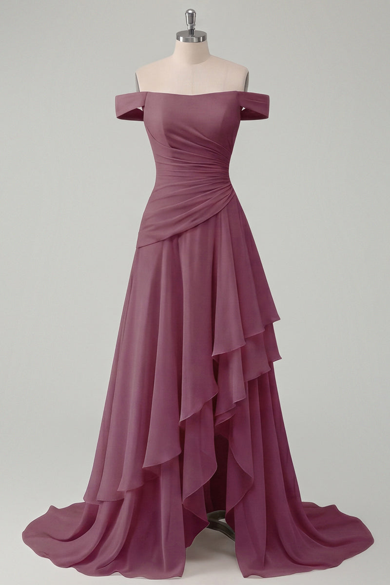 Laden Sie das Bild in den Galerie-Viewer, Schulterfreies Chiffon Buttergelbes A-Linie Gerafftes Maxikleid mit Schlitz
