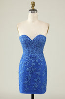 Laden Sie das Bild in den Galerie-Viewer, Etui Herzausschnitt Lila Kurzes Abiballkleid mit Applikationen