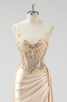 Laden Sie das Bild in den Galerie-Viewer, Grünes Meerjungfrauen Plissee Langes Korsett Satin Ballkleid mit Schlitz