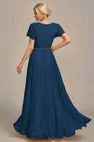 Laden Sie das Bild in den Galerie-Viewer, Marineblaues A-Linie Rundhals Plissee Chorkleid mit kurzen Ärmeln