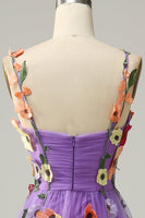 Laden Sie das Bild in den Galerie-Viewer, A-Linie lila Spaghettiträger Ballkleid mit 3D-Blumen