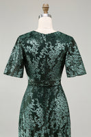 Laden Sie das Bild in den Galerie-Viewer, Dunkelgrünes A Linie Burnout Samt Langes Ballkleid mit kurzen Ärmeln