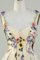 Laden Sie das Bild in den Galerie-Viewer, A Linie Spaghetti Träger Champagner Kurzes Abschlussballkleid mit Applikationen