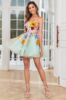 Laden Sie das Bild in den Galerie-Viewer, Champagner trägerloses Cocktailkleid mit 3D-Blumen