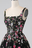 Laden Sie das Bild in den Galerie-Viewer, Charmantes A-Linie Korsett Ballkleid mit quadratischem Ausschnitt und Applikationen