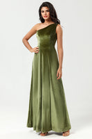 Laden Sie das Bild in den Galerie-Viewer, Eine Schulter A Linie Samt Grünes Brautjungfernkleid mit Schlitz