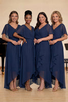 Laden Sie das Bild in den Galerie-Viewer, Marineblaues A-Linie V-Hals Langes Chiffon Chorkleid mit Perlenbesatz