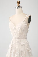 Laden Sie das Bild in den Galerie-Viewer, Aprikose A-Linie Spaghettiträger Applikationen Langes Brautkleid mit Schlitz