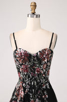 Laden Sie das Bild in den Galerie-Viewer, Schwarzes A-Linie Blumen Pailletten langes Korsett Ballkleid