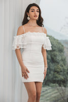 Laden Sie das Bild in den Galerie-Viewer, Weißes figurbetontes kurzes Abschlusskleid mit Rüschen