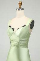 Laden Sie das Bild in den Galerie-Viewer, Grünes Satin Meerjungfrau Langes Brautjungfernkleid mit Wimpernspitze