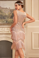 Laden Sie das Bild in den Galerie-Viewer, Funkelndes Blush gestuftes Fransenkleid aus den 1920er Jahren mit Accessoires
