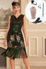 Laden Sie das Bild in den Galerie-Viewer, Grünes glitzerndes V-Ausschnitt 1920er Jahre Kleid mit Fransen und Accessoires