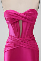 Laden Sie das Bild in den Galerie-Viewer, Fuchsia Bodycon Herzausschnitt Satin Korsett Kurzes Abiballkleid