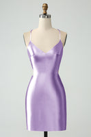 Laden Sie das Bild in den Galerie-Viewer, Goldenes figurbetontes Spaghettiträger Satin Abiballkleid mit Schnürung