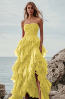 Laden Sie das Bild in den Galerie-Viewer, Fuchsia Trägerloses Langes Ballkleid mit Rüschen und Schlitz