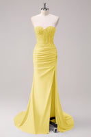 Laden Sie das Bild in den Galerie-Viewer, Fuchsia Meerjungfrau trägerloses gerafftes Langes Ballkleid mit Schlitz