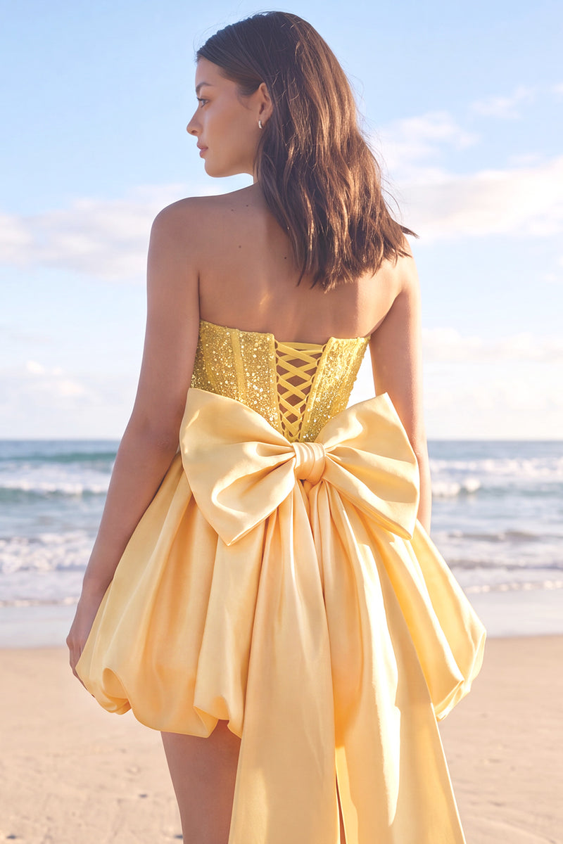 Laden Sie das Bild in den Galerie-Viewer, Sprakly Trägerloses Perlenbesetztes Korsett Kleines weißes Kleid mit Schleife