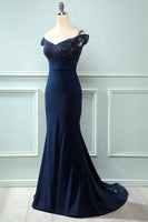 Laden Sie das Bild in den Galerie-Viewer, Off Shoulder Pailletten Meerjungfrau Abschlussball Kleid