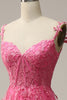 Laden Sie das Bild in den Galerie-Viewer, A-Linie Schulterfreies Pink Langes Ballkleid mit Applikationen