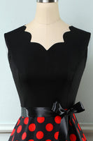 Laden Sie das Bild in den Galerie-Viewer, Rote Punkte Vintage 1950er Jahre Kleid