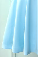 Laden Sie das Bild in den Galerie-Viewer, Blaues Cocktailkleid mit Offenem Rücken