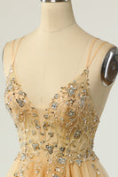 Laden Sie das Bild in den Galerie-Viewer, Wunderschöne A Linie Spaghetti Träger Grau Kurzes Abiballkleid mit Strass