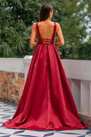 Laden Sie das Bild in den Galerie-Viewer, Burgundy Satin Ballkleid