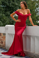 Laden Sie das Bild in den Galerie-Viewer, Rot Off Schulter Ballkleid