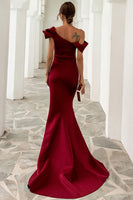 Laden Sie das Bild in den Galerie-Viewer, Eine Schulter Meerjungfrau Burgundy Ballkleid