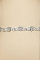 Laden Sie das Bild in den Galerie-Viewer, Weißer Gürtel mit Rhinstone