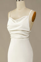 Laden Sie das Bild in den Galerie-Viewer, Weißes Meerjungfrau lange Hochzeitskleid