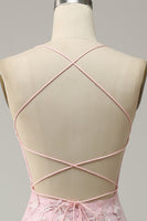 Laden Sie das Bild in den Galerie-Viewer, Meerjungfrau Spaghettiträger Hellrosa langes Ballkleid mit Applikationen