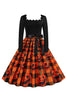 Laden Sie das Bild in den Galerie-Viewer, Halloween Retro Kleid mit orangefarbenem Drucken und langen Ärmeln
