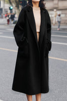 Laden Sie das Bild in den Galerie-Viewer, Schwarzer Ansteckhalsausschnitt Gewand aus Wolle mit Taschen