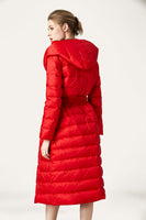 Laden Sie das Bild in den Galerie-Viewer, Schwarzer Knopf gesteppte Pufferjacke mit Kunstfellkapuze