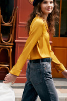 Laden Sie das Bild in den Galerie-Viewer, Elfenbein Seide Knopf Damen Bluse