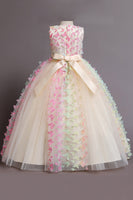 Laden Sie das Bild in den Galerie-Viewer, A-Linie ärmelloses beiges Mädchenkleid mit Schmetterlingen